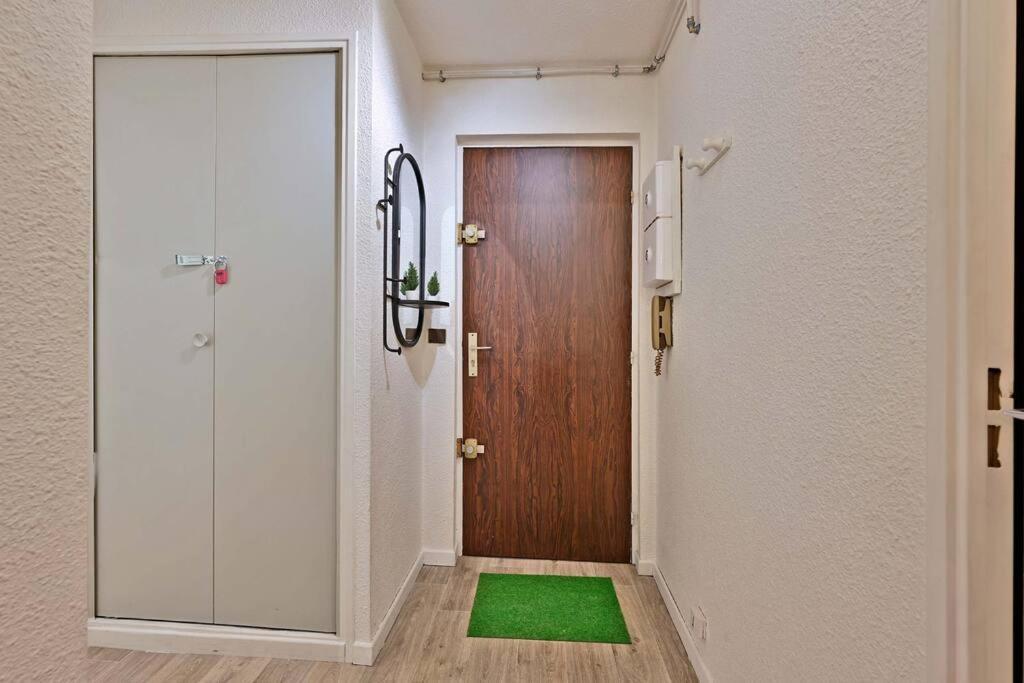 Les Comtadins - Parking Gratuit - Balcon - Clim Apartment Avignon Exterior photo